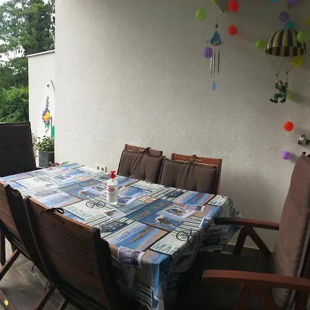 Frangipani Apartment