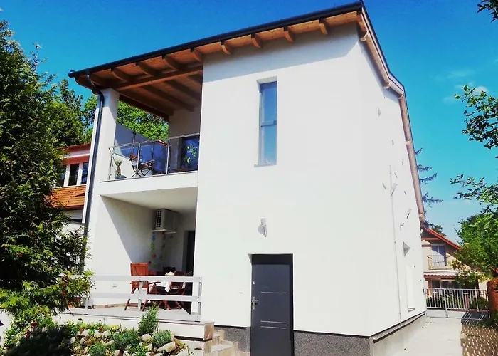 Frangipani Lägenhet